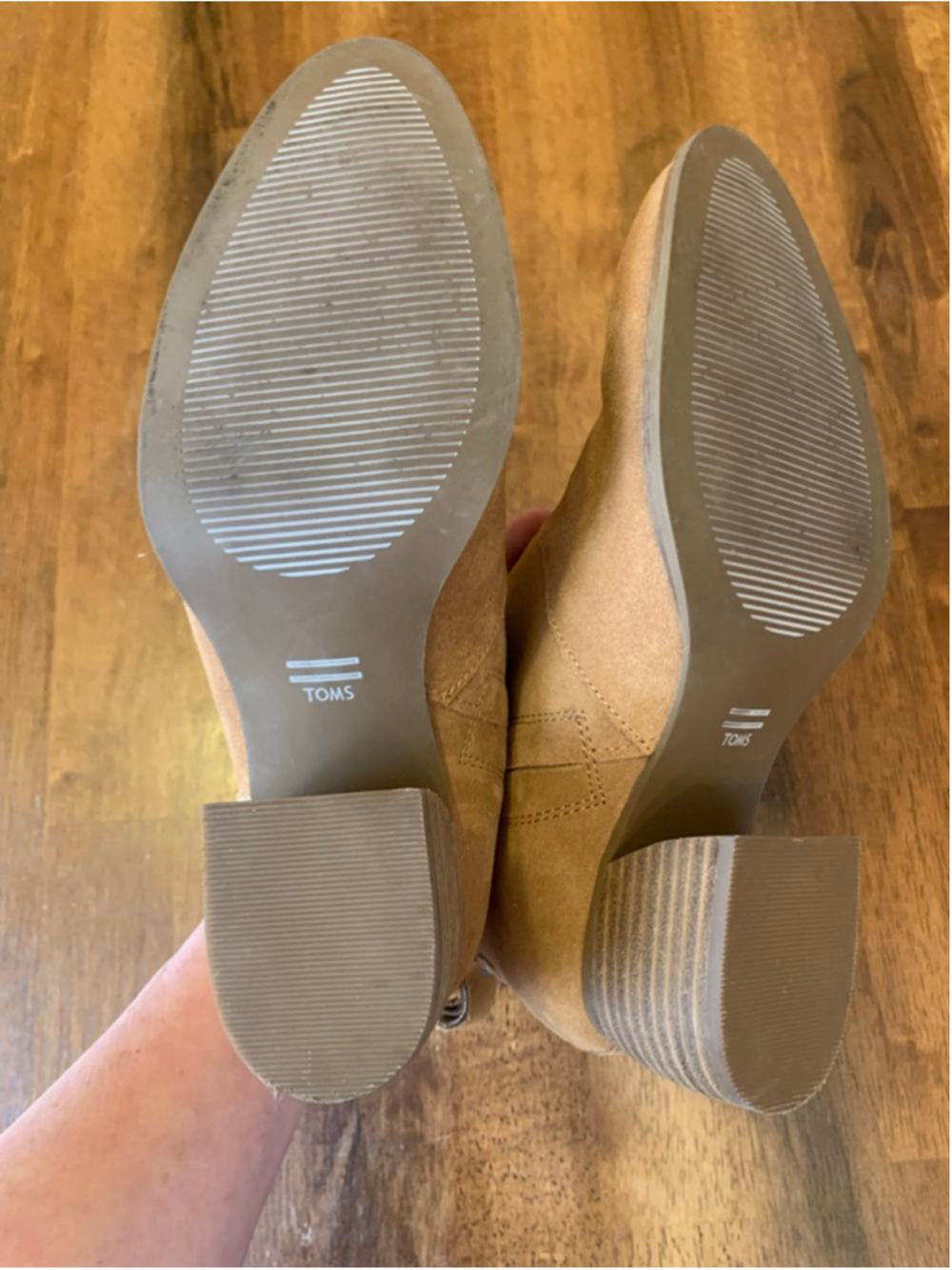 Tom’s Ankle Boots 7 Tan Low Heel - Picture 9 of 11